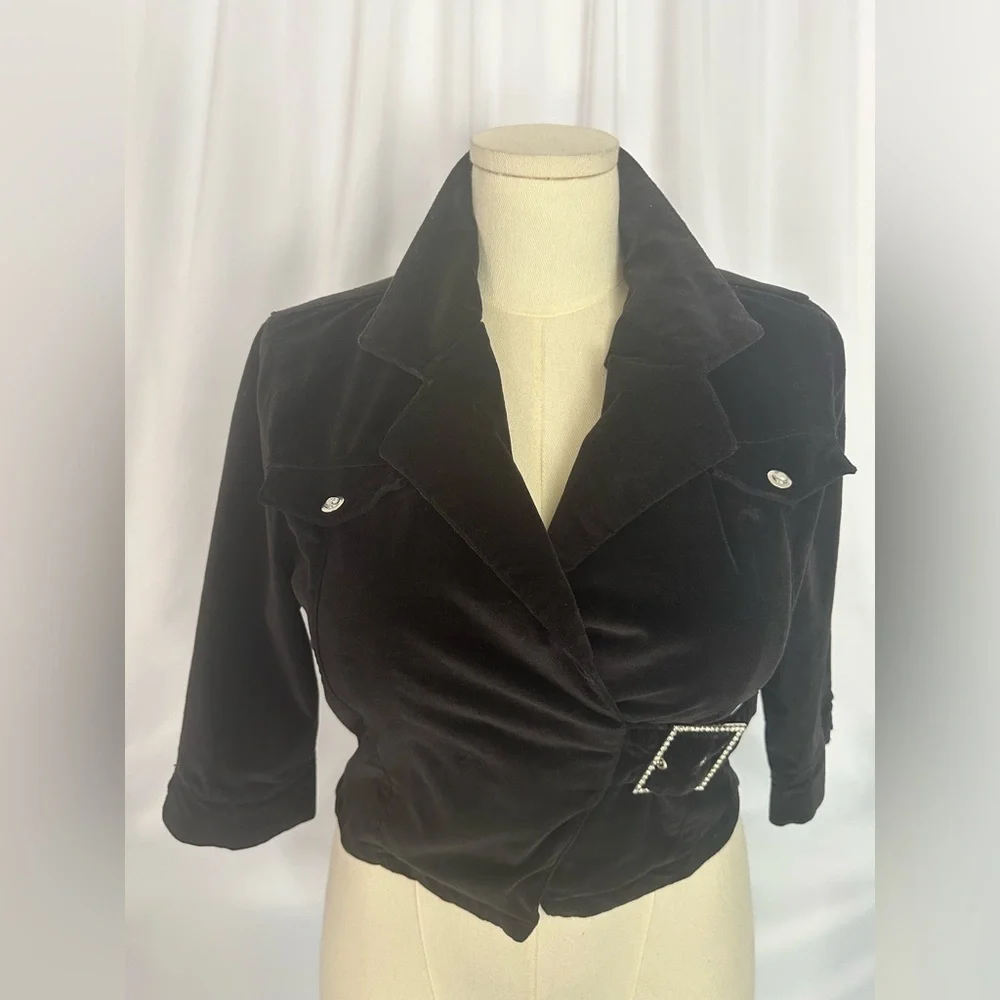 De Code Black Velvet Wrap Jacket Cropped Blazer Rhinestone Buckle Size L (1250)